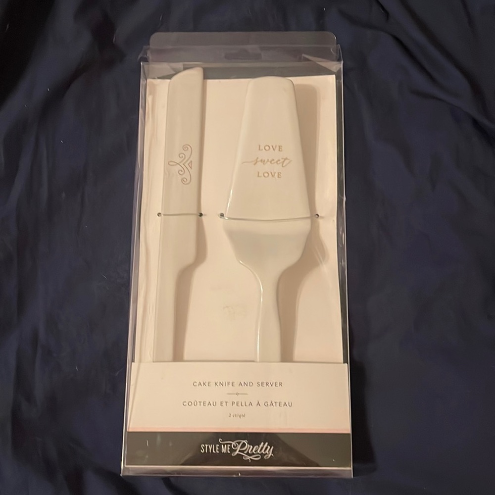 Never opened ceramic cake knife and server set